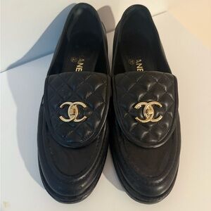 Chanel black quilted loafers size 41 authentic